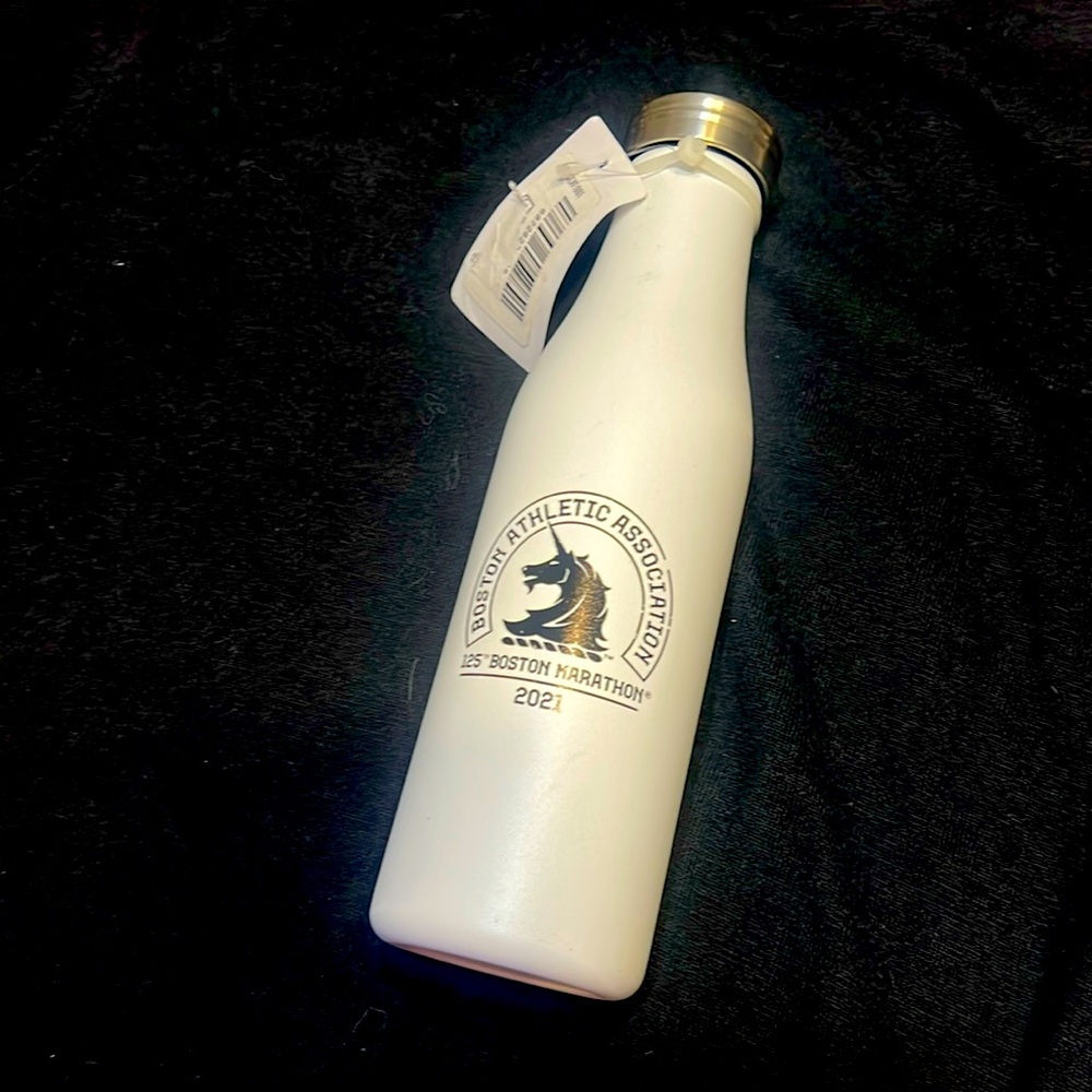 NWT Adidas 2021 125th Boston Marathon h2go metal water bottle
